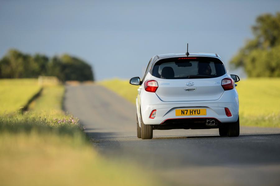  Hyundai i10 N Line 2020 года  (UK) (фото 17 из 64)